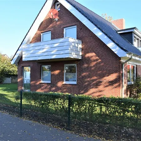 Haus Zwischen Den Deichen 2 Apartment Busum